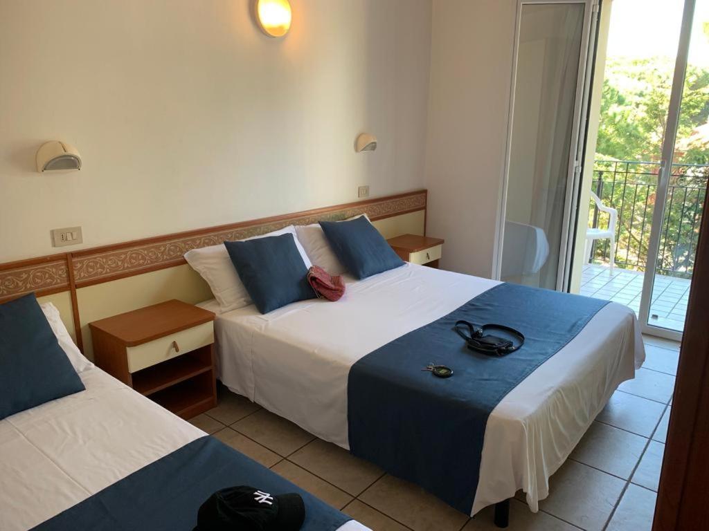 Hotel B&B Des Bains 밀라노마리티마 외부 사진